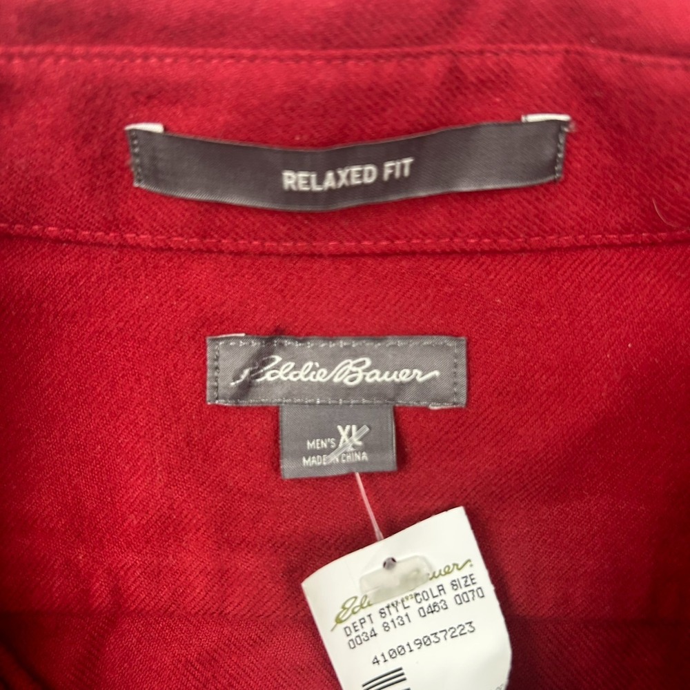 Eddie Bauer Relaxed Fit 2 Pocket Flannel Button Up Long Sleeve Shirt Mens XL Red - Picture 7 of 16